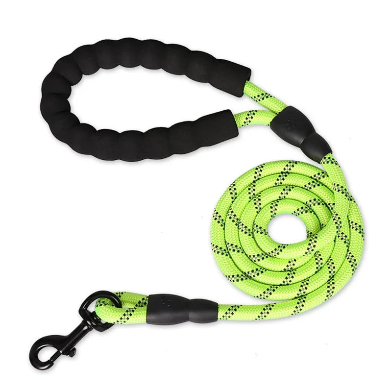 StrongWalk™ Reflective Heavy-Duty Manual Dog Leash