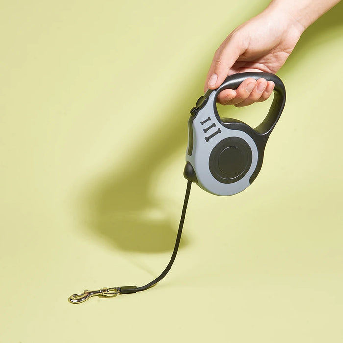FreeWalk™ Solo Automatic Retractable Dog Leash – 3m & 5m